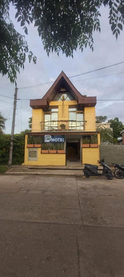 Tapir Hotel Leticia Eksteriør billede